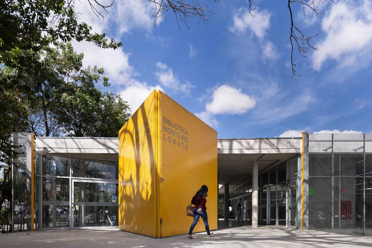 Biblioteca Monteiro Lobato